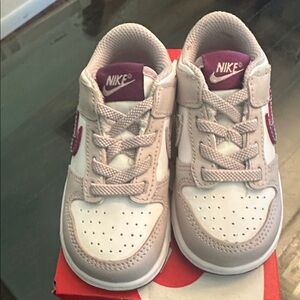 Nike Kids' Sneakers in White and Purple